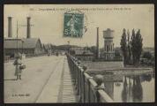 « 108. Argenteuil (S.-et-O.). Le pont neuf et les usines de la ville de Paris ». B.F., Paris.