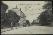 « Franconville. Plessis-Bouchard. Place de la gare ». A. Baron phot.