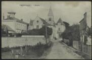 « Frouville. L'entrée ». Frémont édit., Beaumont-sur-Oise. Imp. E. Le Deley, Paris.