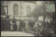 « 2. Presles. La Saint-Hubert 1905. La meute ». Frémont, Beaumont-sur-Oise.