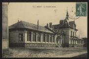 « Cergy. La nouvelle mairie ». Cliché Godefroy. Cudot édit., Cergy. A. S., Pontoise.