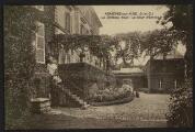 2 vues « Asnières-sur-Oise (S.-et-O.). Le château Neuf. La cour d'entrée ». A. L'Hoste, 139 rue Lafayette, Paris.