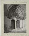 1 vue  - Taverny. - Église Sainte-Vierge et Saint-Barthélemy, portail de la façade sud. (ouvre la visionneuse)
