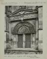 1 vue  - Belloy-en-France. - Église Saint-Georges, portail de la façade ouest. (ouvre la visionneuse)