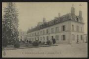 2 vues  - « 8. Beaumont-sur-Oise. L\'hospice ». C.L.C. (ouvre la visionneuse)