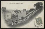 2 vues  - « 33. Beaumont-sur-Oise. L\'escalier du château ». (ouvre la visionneuse)