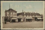 2 vues « Goussainville (S.-et-O.). Place de la Gare. Le tabac ». Ed. R. Caron, 68 rue de la Condamine, Paris.