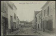 2 vues « Lassy, près Luzarches. La Grande rue ». Frémont, Beaumont-sur-Oise.