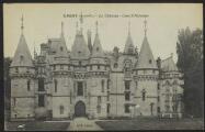 2 vues  - « Vigny (S.-et-O.). Le château. Cour d\'honneur ». L\'H., Paris. (ouvre la visionneuse)