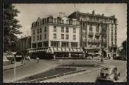 2 vues  - « 50. Argenteuil (Seine-et-Oise). La place de la Gare ». Abeille Cartes, 8 rue du Caire, Paris. (ouvre la visionneuse)