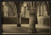 2 vues  - « 17. Abbaye de Royaumont. Asnières-sur-Oise (S.-et-O.). Salle dans la maison des hôtes ». G. Barraud phot.-édit., Viarmes (S.et-O.). (ouvre la visionneuse)