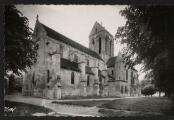 2 vues  - « 11. Auvers-sur-Oise (S.-et- O.). L\'église ». Combier imp., Mâcon. (ouvre la visionneuse)