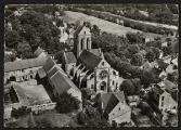 2 vues  - « En avion au-dessus de… 6. Auvers-sur-Oise (S.-et-O.). L\'église ». Édit. Lapie, 125 rue Garibaldi, St-Maur. (ouvre la visionneuse)