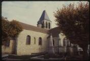 1 vue Aincourt. - Église Saint-Martin : vue méridionale.
