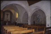1 vue Aincourt. - Église Saint-Martin : intérieur.
