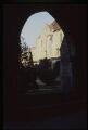 1 vue Asnières-sur-Oise. - Abbaye de Royaumont : vue sur la cour du cloître.