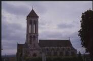1 vue Champagne-sur-Oise. - Église Notre-Dame-de-l'Assomption : façade nord.