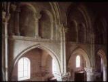 1 vue Ennery. - Église Saint-Aubin : détails architecturaux.
