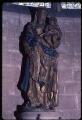 1 vue L'Isle-Adam. - Église Saint-Martin : statue représentant une Vierge à l'Enfant.